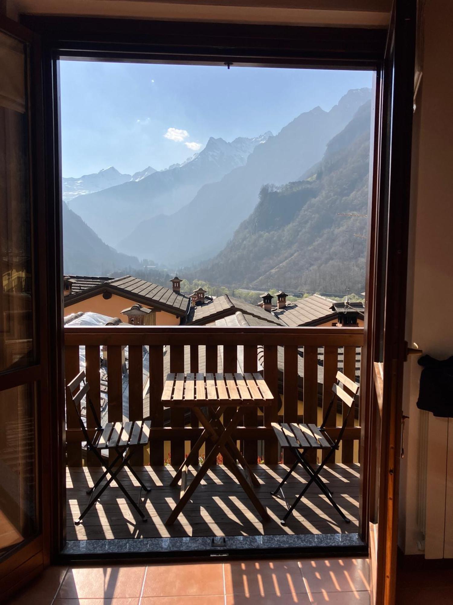Apartamento Finestra Sulle Alpi Orobie Valbondione Exterior foto